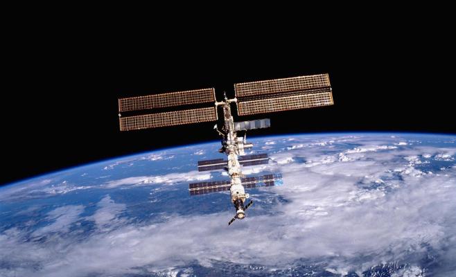 NASA plans ‘on schedule’ Soyuz launch despite failure of Russian rocket
