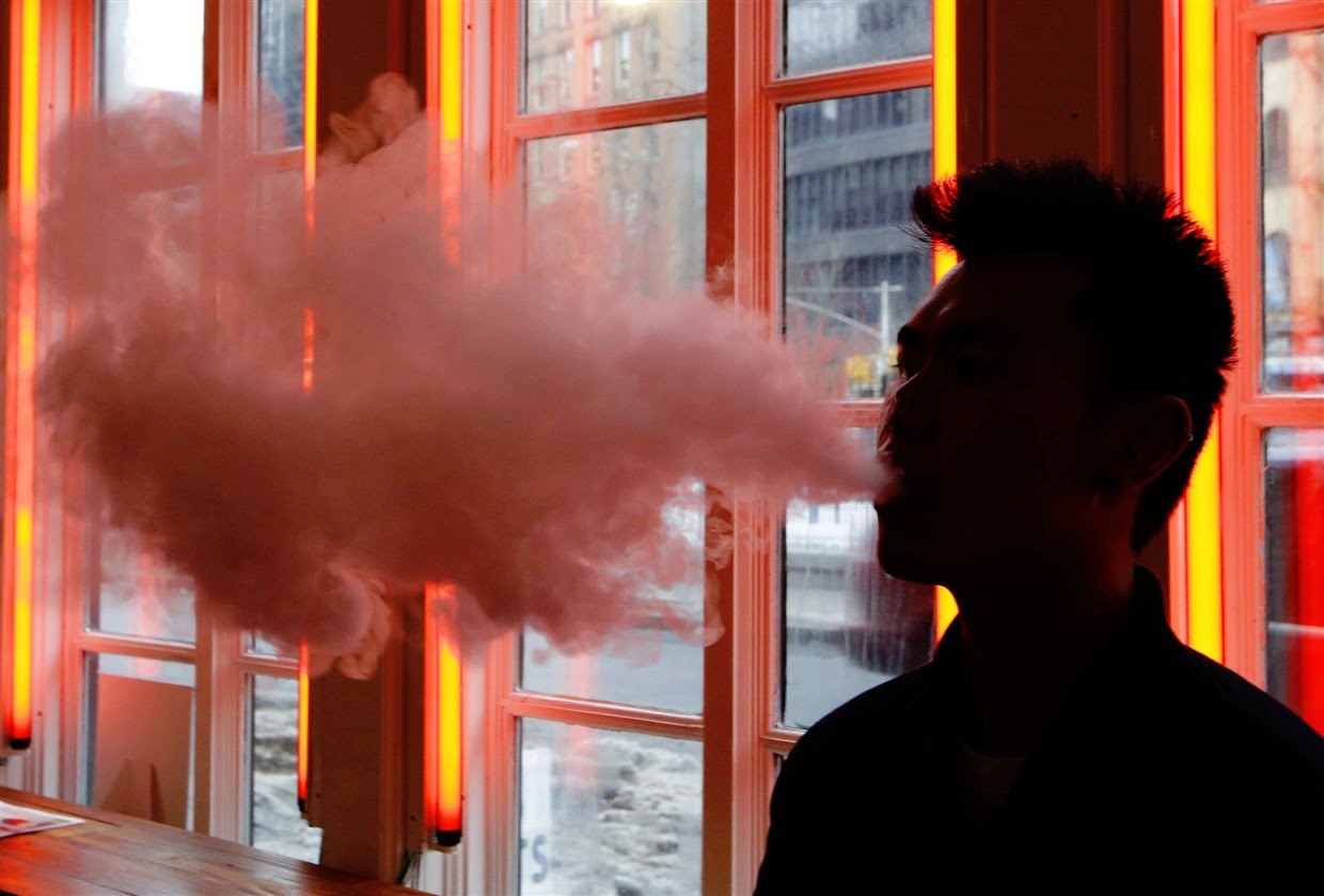 Cases of vape-related lung damage rise to at least 153