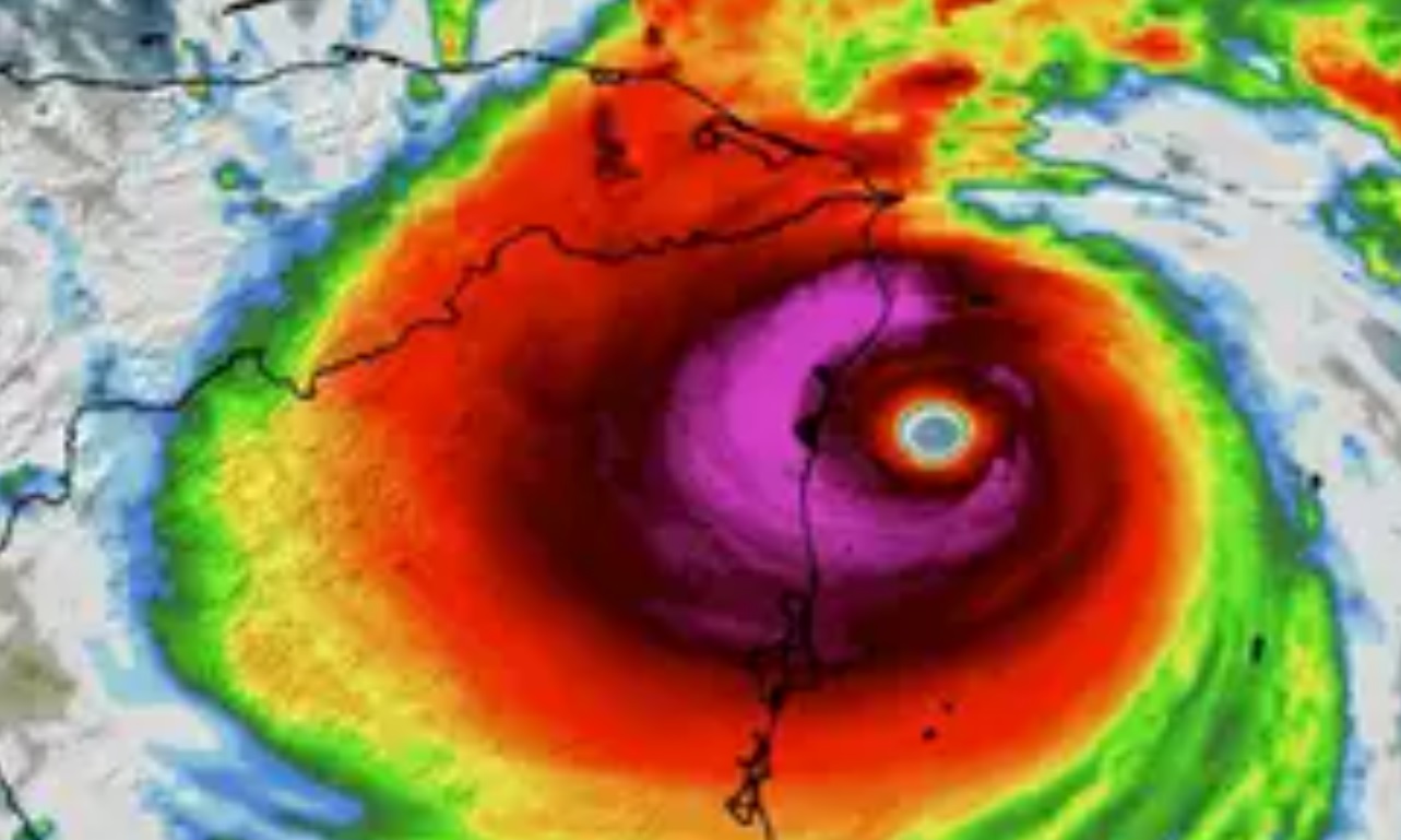 Hurricane Iota slams into Central America with humanitarian crisis looming